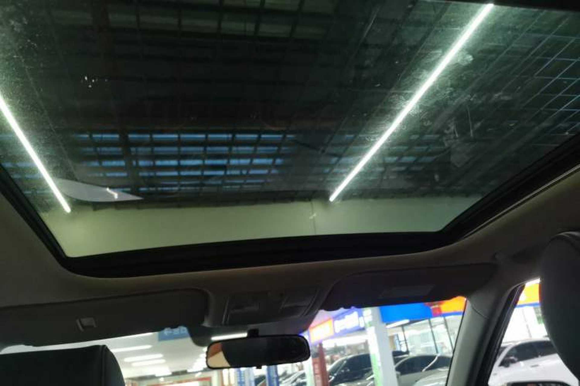 Used Hyundai ix25 2017 1.4T Automatic Smart Version Headliner