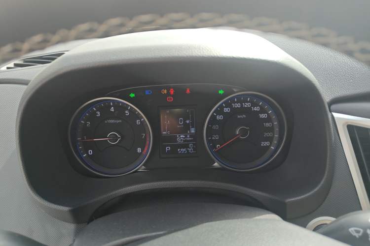 Used Hyundai ix25 2017 1.6L Automatic Smart Version Instrument Cluster