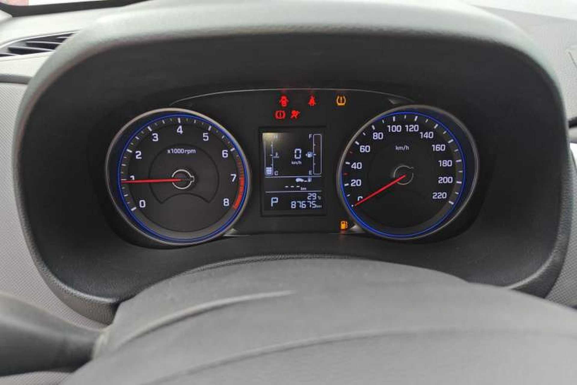 Used Hyundai ix25 2017 1.6L Automatic Smart Version Instrument Cluster