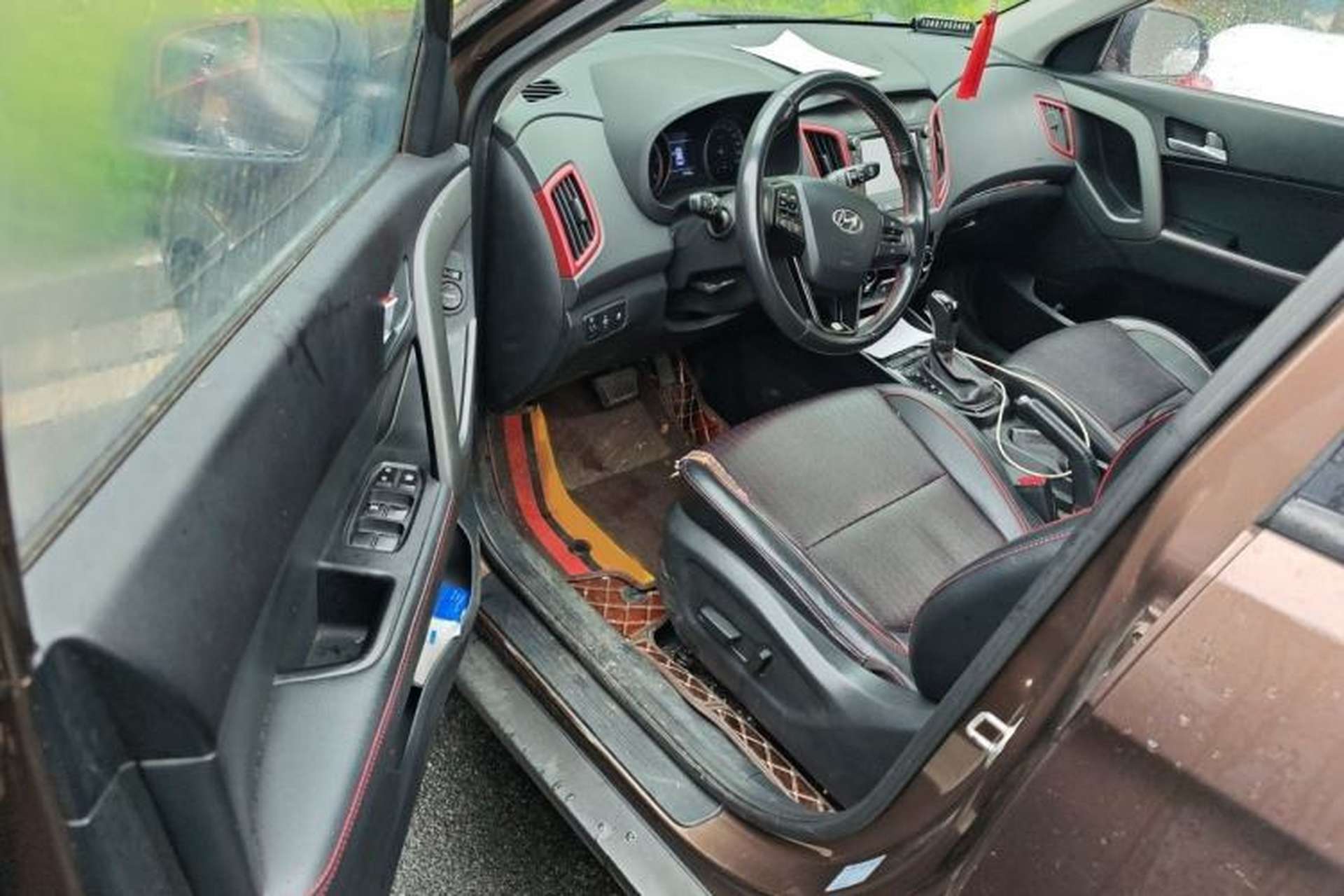 Used Hyundai ix25 2017 1.4T Automatic Smart Version Interior 3