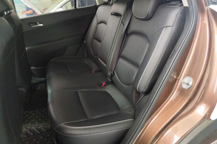 Used Hyundai ix25 2017 1.6L Automatic Smart Version Interior 4