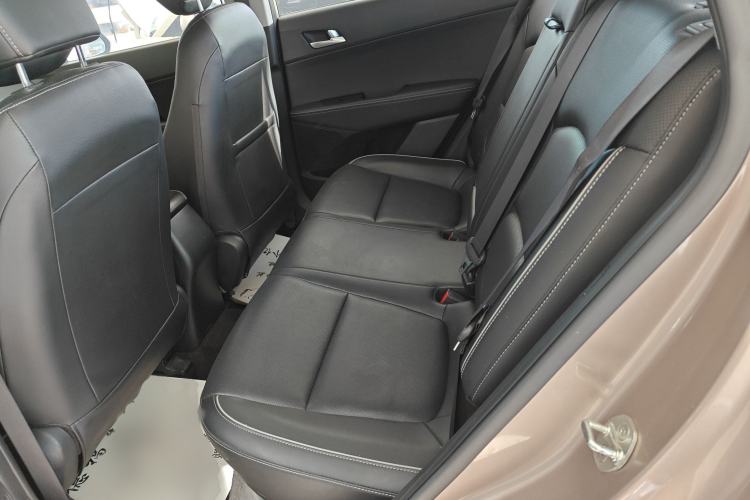 Used Hyundai ix25 2017 1.6L Automatic Smart Version Interior 4