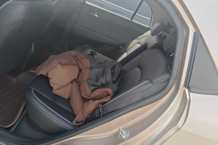 Used Hyundai ix25 2017 1.6L Automatic Smart Version Left Rear Seat