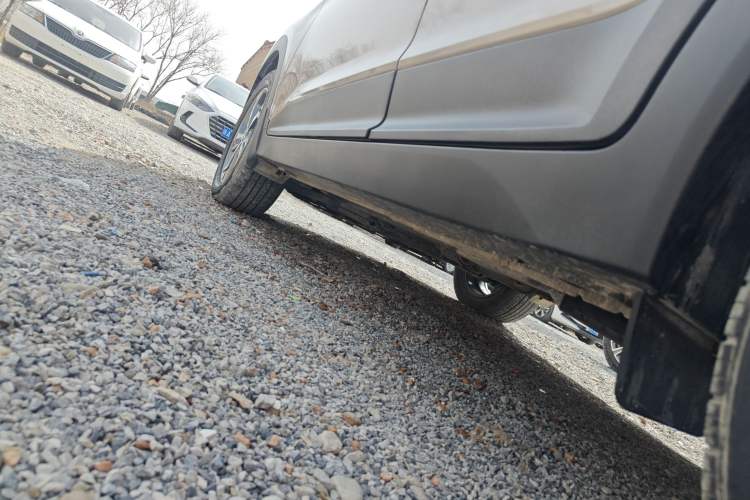 Used Hyundai ix25 2017 1.6L Automatic Smart Version Left Side Sill