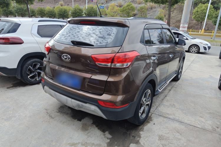 Used Hyundai ix25 2017 1.6L Automatic Smart Version Rear Right 45 Deg