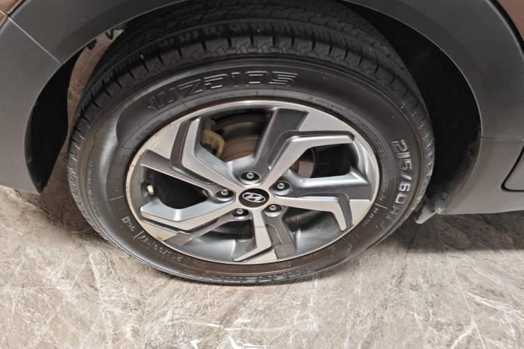 Used Hyundai ix25 2017 1.6L Automatic Smart Version Right Rear Wheel Hub