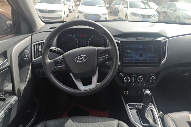 Used Hyundai ix25 2017 1.6L Automatic Smart Version Steering Wheel