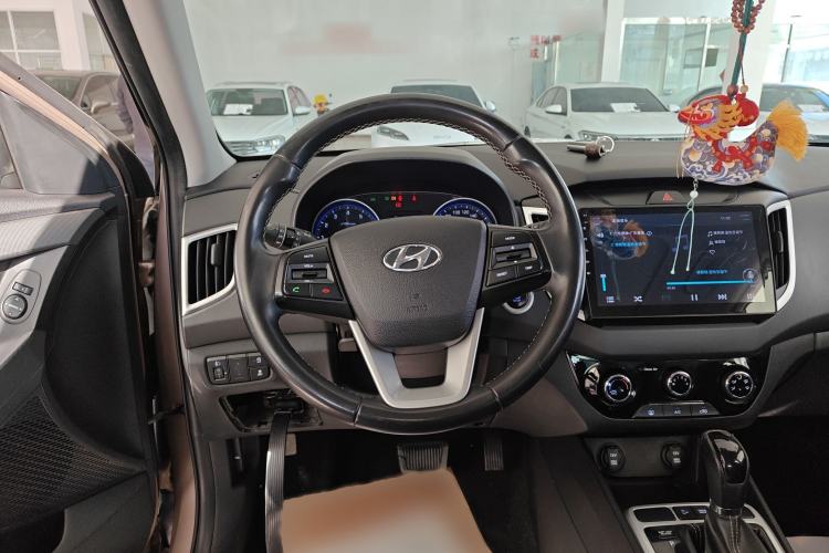 Used Hyundai ix25 2017 1.6L Automatic Smart Version Steering Wheel