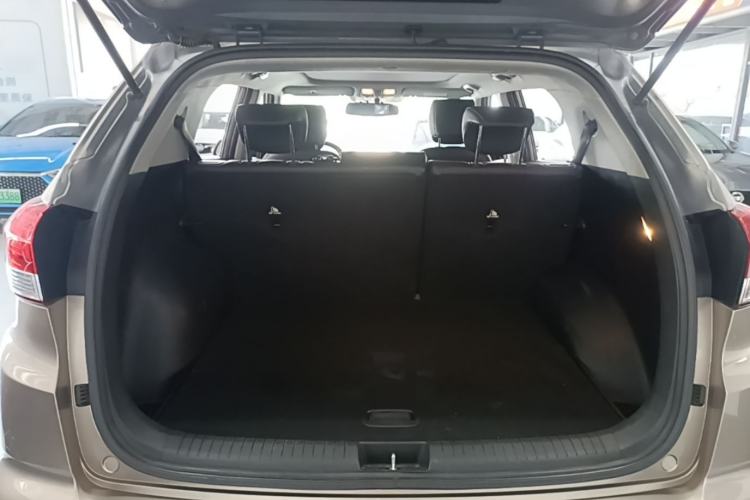 Used Hyundai ix25 2017 1.4T Automatic Smart Version Trunk