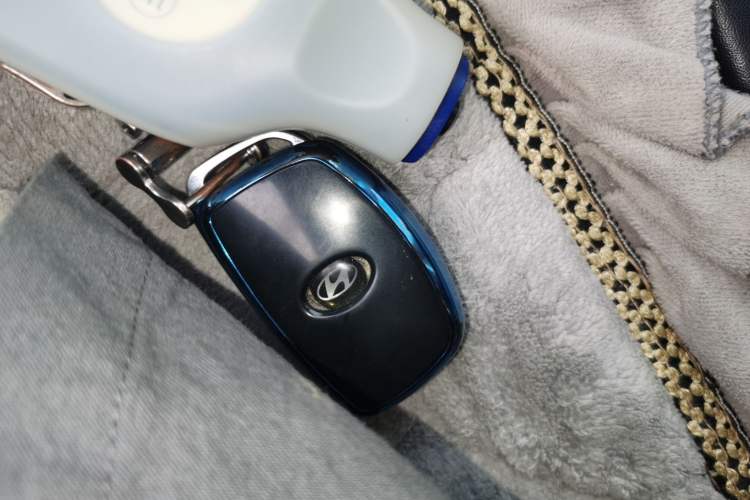 Used Hyundai ix25 2017 1.6L Automatic Smart Version Vehicle Key