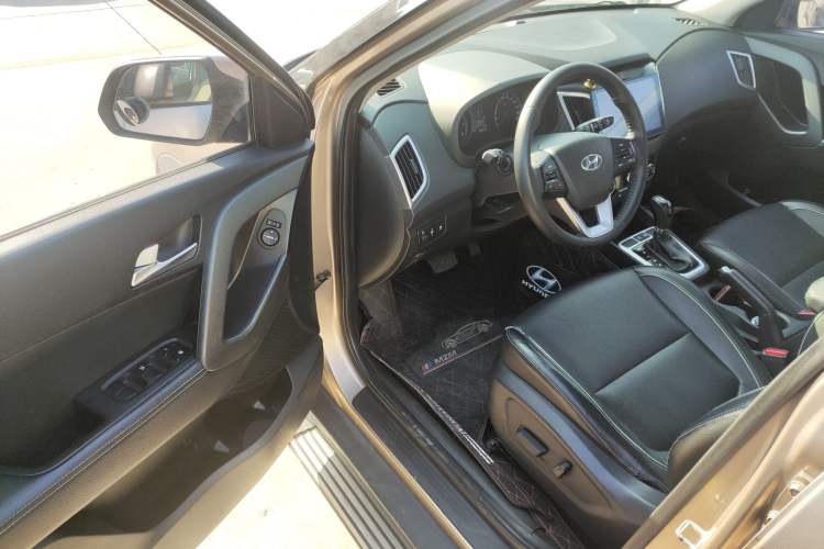 Used Hyundai ix25 2017 1.6L Automatic Smart Version Driver Seat