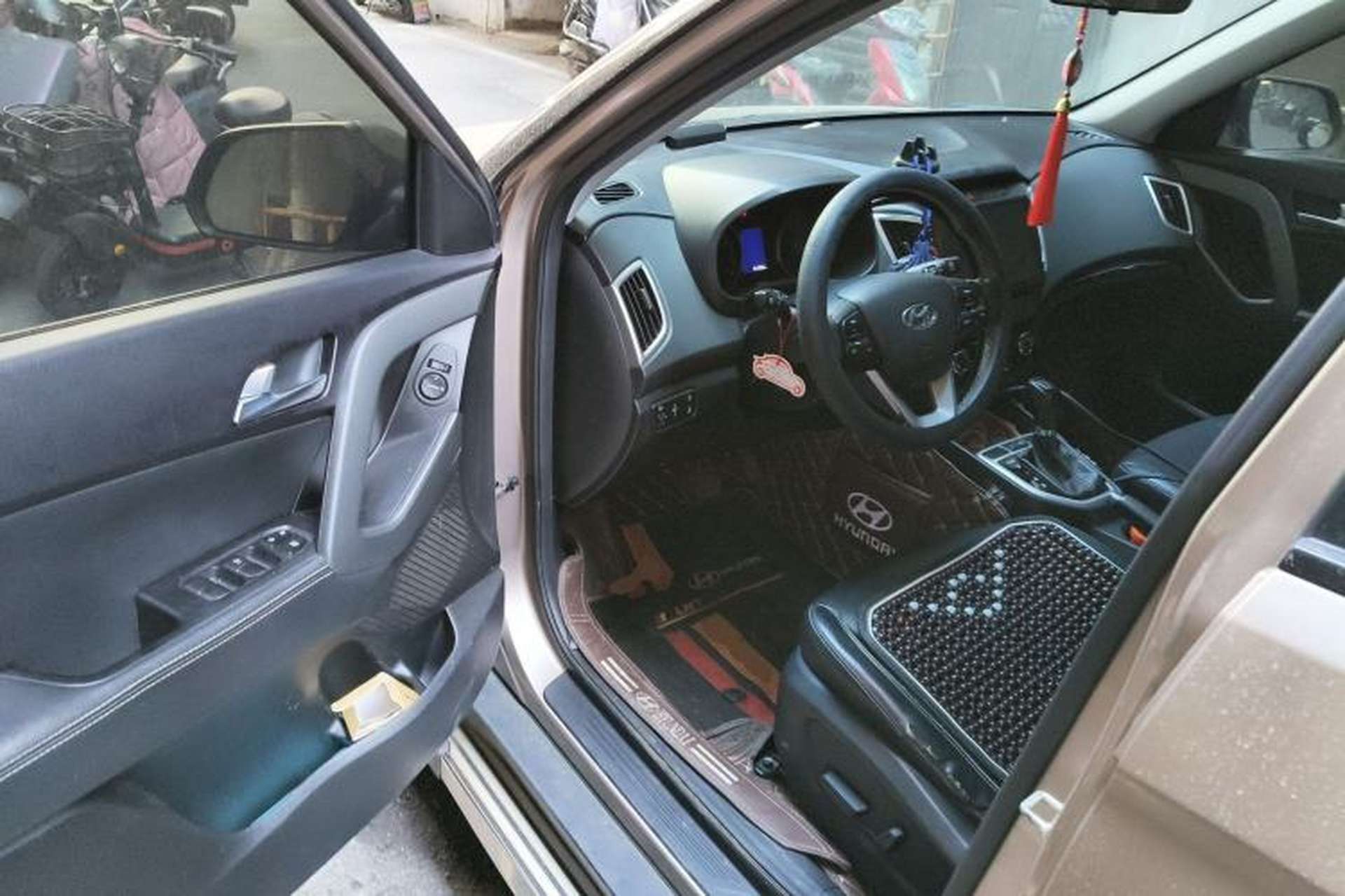 Used Hyundai ix25 2017 1.6L Automatic Smart Version Driver Seat