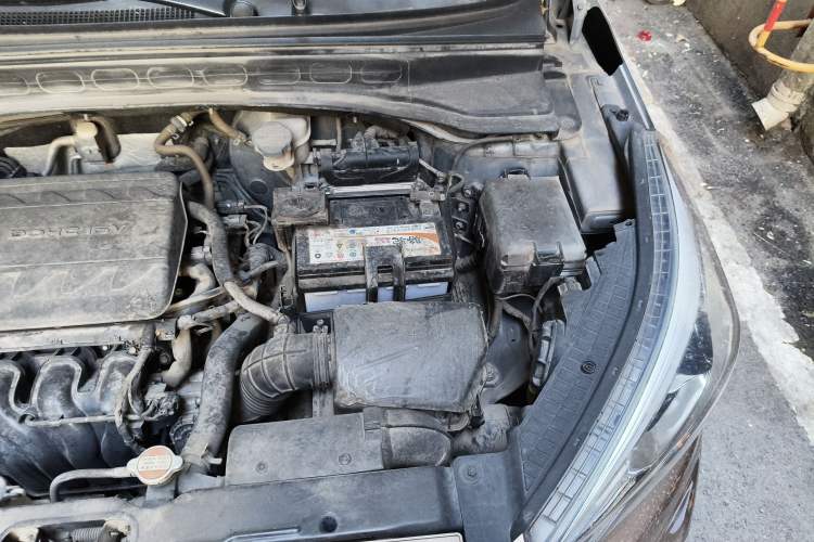 Used Hyundai ix25 2017 1.6L Automatic Smart Version Engine Bay Left