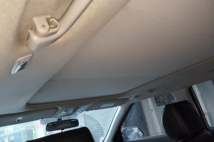 Used Hyundai ix25 2017 1.6L Automatic Smart Version Headliner