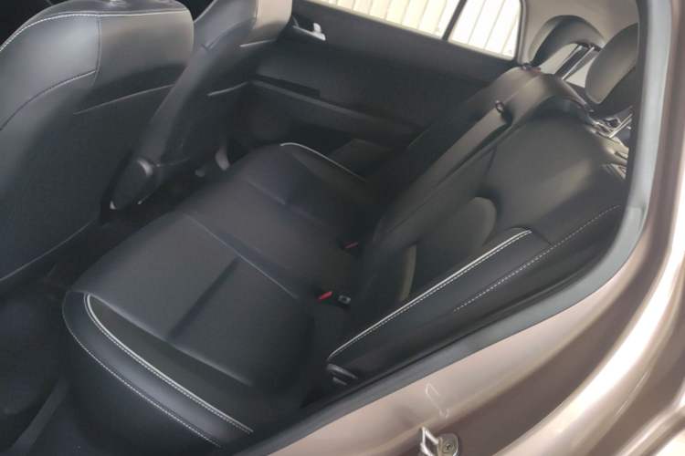 Used Hyundai ix25 2017 1.6L Automatic Smart Version Left Rear Seat