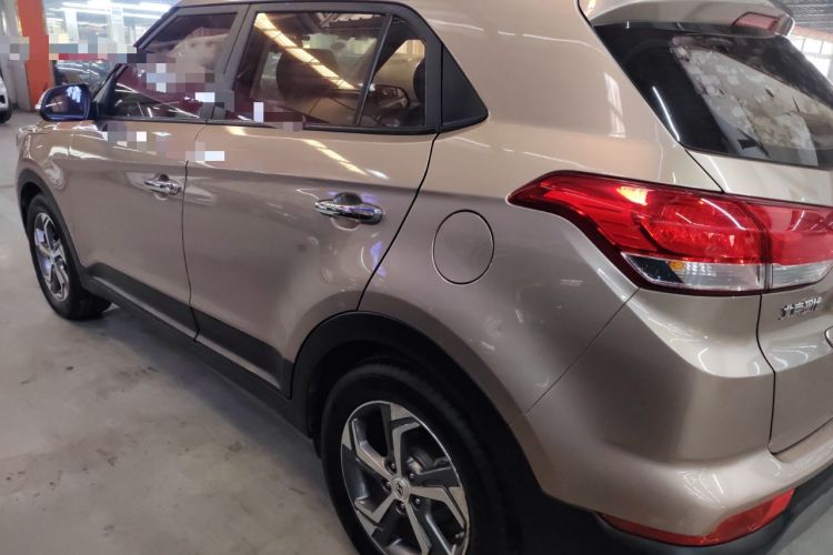 Used Hyundai ix25 2017 1.6L Automatic Smart Version Left Side