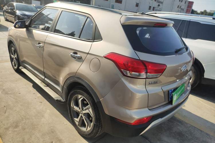 Used Hyundai ix25 2017 1.6L Automatic Smart Version Rear Left 45 Deg