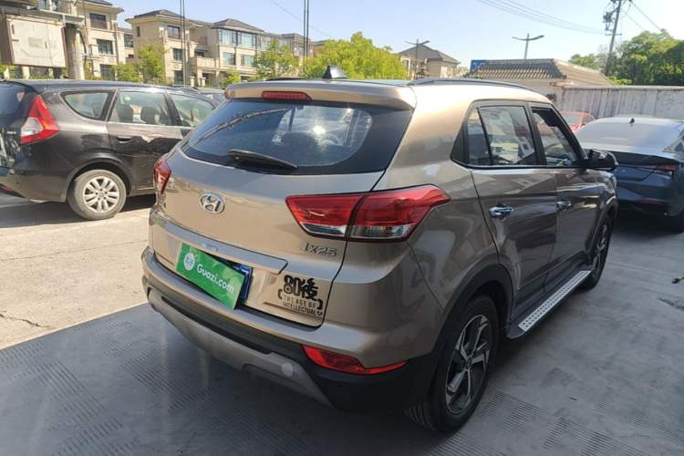 Used Hyundai ix25 2017 1.6L Automatic Smart Version Rear Right 45 Deg