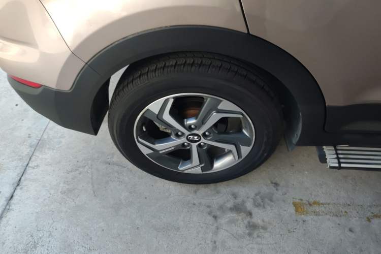 Used Hyundai ix25 2017 1.6L Automatic Smart Version Right Rear Wheel Hub
