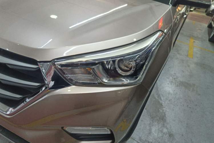Used Hyundai ix25 2017 1.6L Automatic Smart Version Left Front Headlight