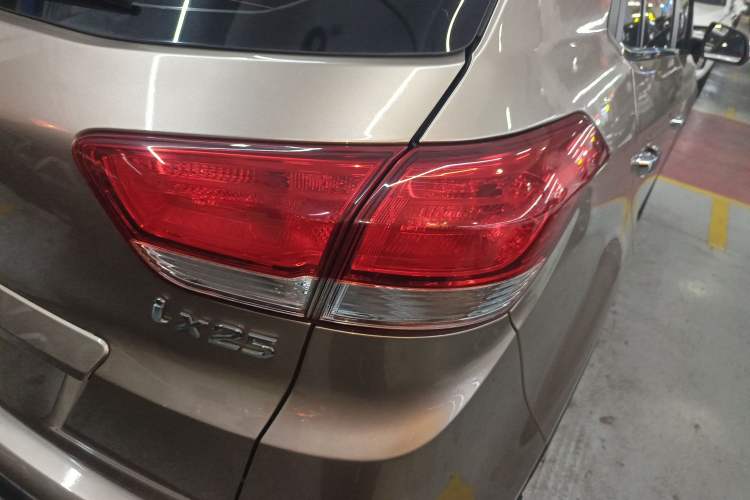 Used Hyundai ix25 2017 1.6L Automatic Smart Version Right Rear Taillight