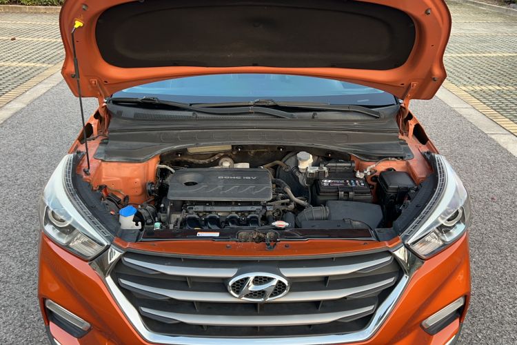 Used Hyundai ix25 2017 1.6L Automatic Smart Version Engine Bay