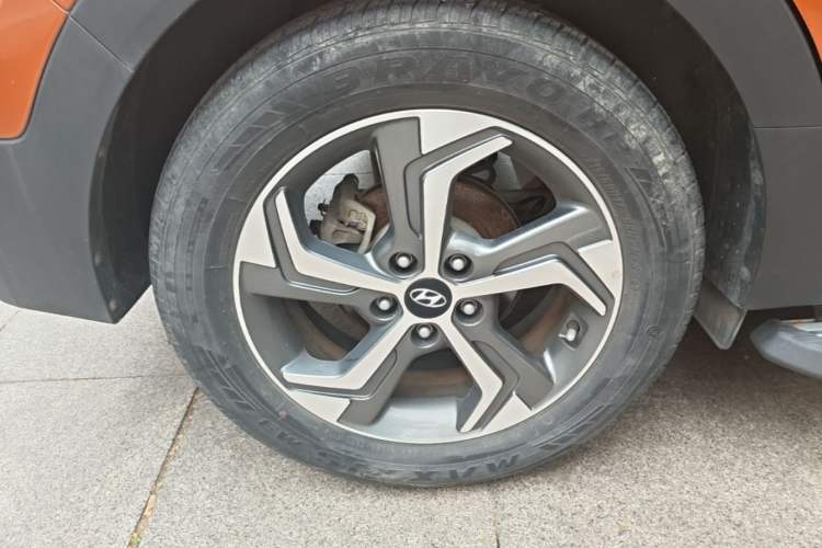 Used Hyundai ix25 2017 1.6L Automatic Smart Version Exterior 5