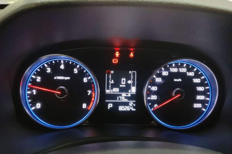 Used Hyundai ix25 2017 1.6L Automatic Smart Version Instrument Cluster