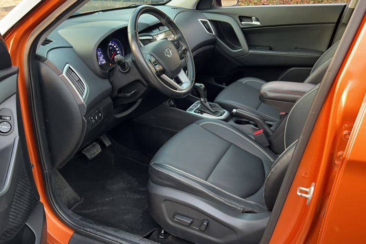 Used Hyundai ix25 2017 1.6L Automatic Smart Version Interior 3