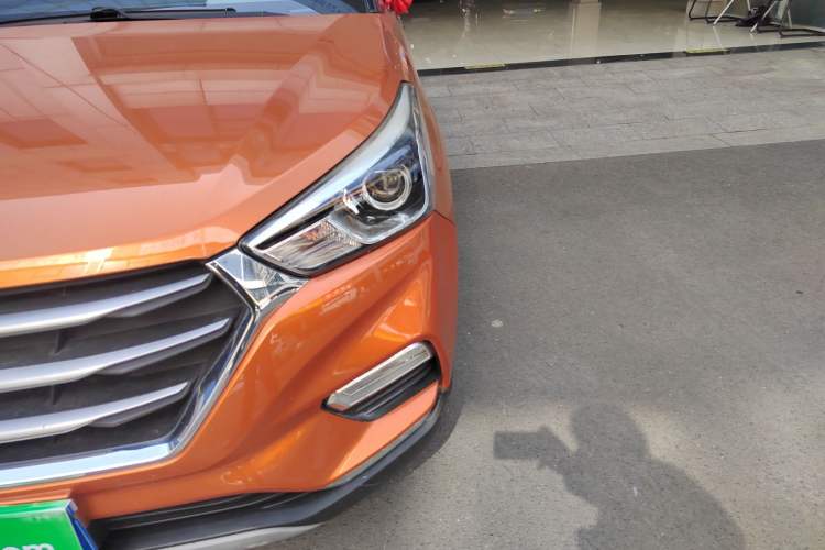 Used Hyundai ix25 2017 1.6L Automatic Smart Version Left Front Headlight