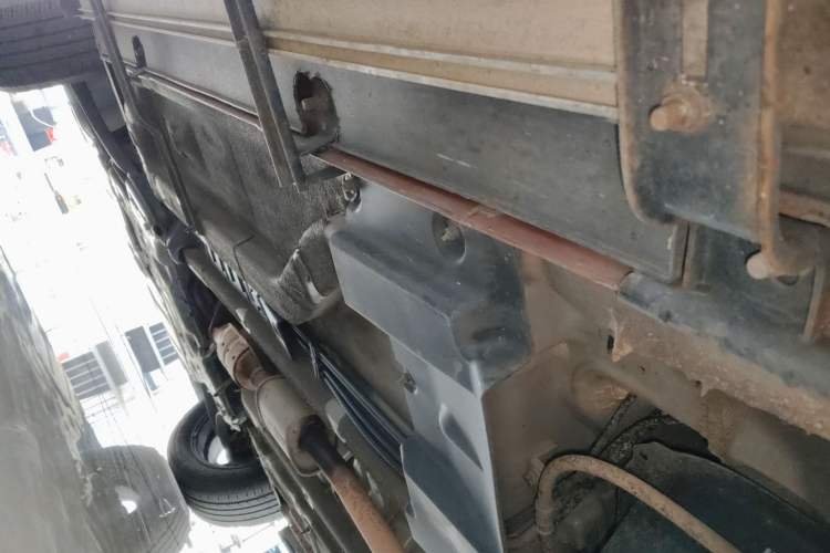Used Hyundai ix25 2017 1.6L Automatic Smart Version Left Side Sill