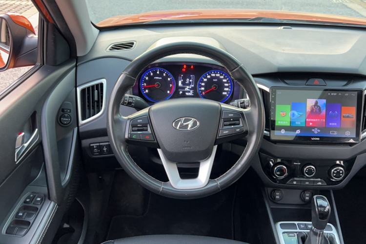 Used Hyundai ix25 2017 1.6L Automatic Smart Version Steering Wheel
