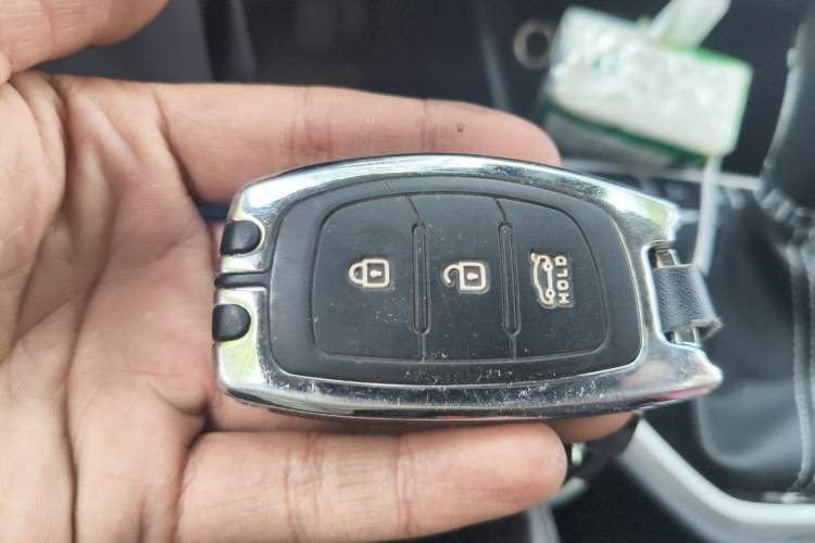Used Hyundai ix25 2017 1.6L Automatic Smart Version Vehicle Key