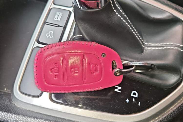 Used Hyundai ix25 2017 1.6L Automatic Smart Version Vehicle Key