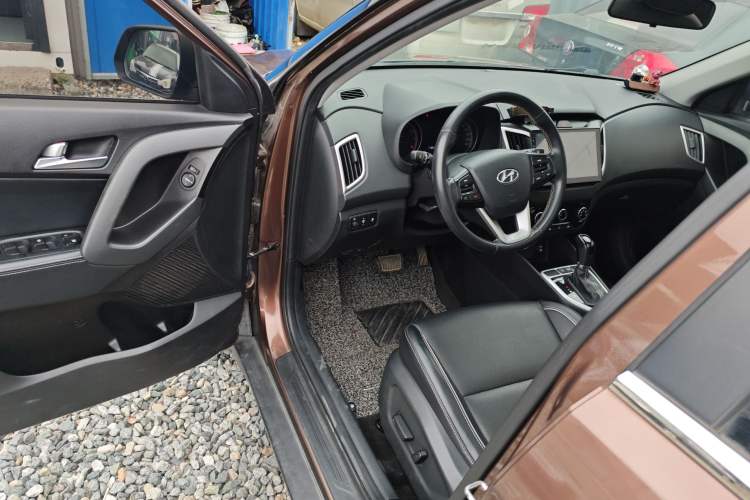 Used Hyundai ix25 2017 1.6L Automatic Smart Version Driver Seat
