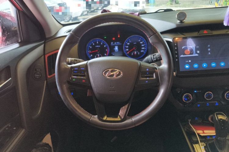 Used Hyundai ix25 2017 1.4T Automatic Smart Version Steering Wheel