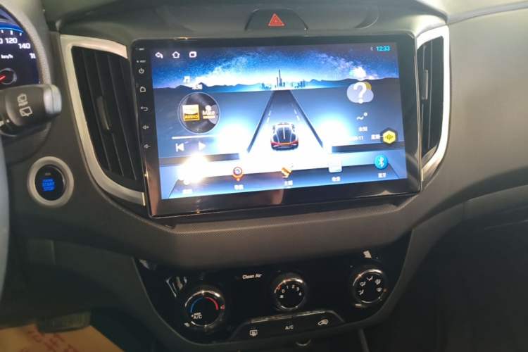 Used Hyundai ix25 2017 1.6L Automatic Smart Version Audio And AC Panel