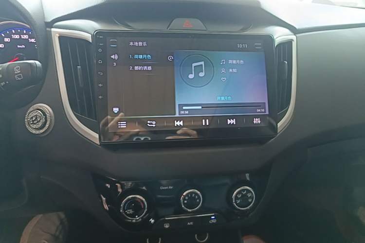 Used Hyundai ix25 2017 1.6L Automatic Smart Version Audio And AC Panel