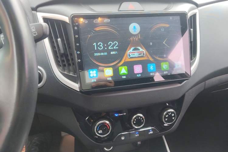 Used Hyundai ix25 2017 1.6L Automatic Smart Version Audio And AC Panel