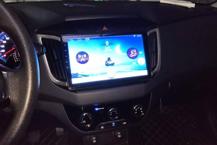 Used Hyundai ix25 2017 1.6L Manual Fashion Model Audio And AC Panel