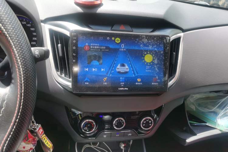 Used Hyundai ix25 2017 1.6L Manual Fashion Model Audio And AC Panel