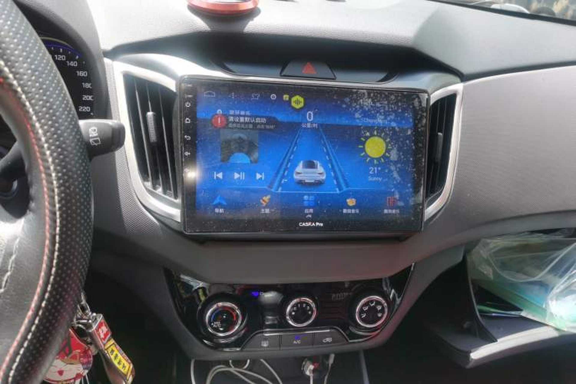 Used Hyundai ix25 2017 1.6L Manual Fashion Model Audio And AC Panel