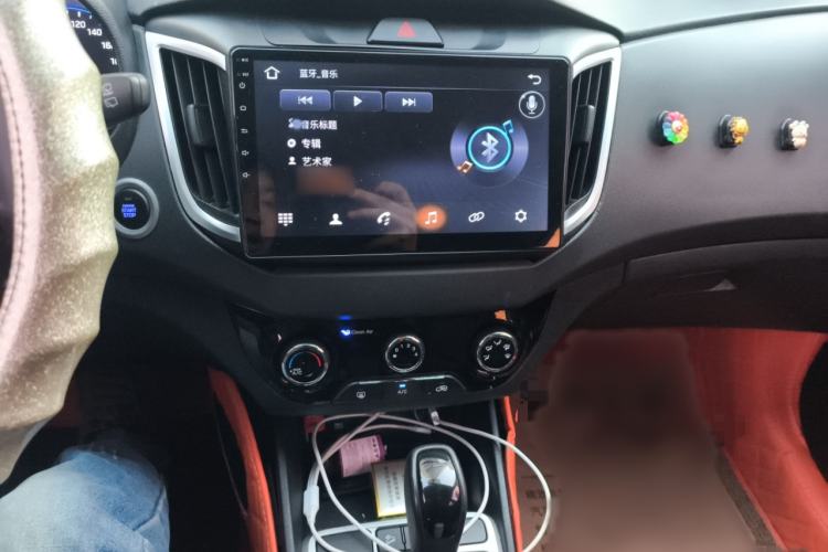 Used Hyundai ix25 2017 1.6L Automatic Smart Version Audio And AC Panel