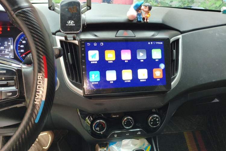 Used Hyundai ix25 2017 1.6L Automatic Smart Version Audio And AC Panel