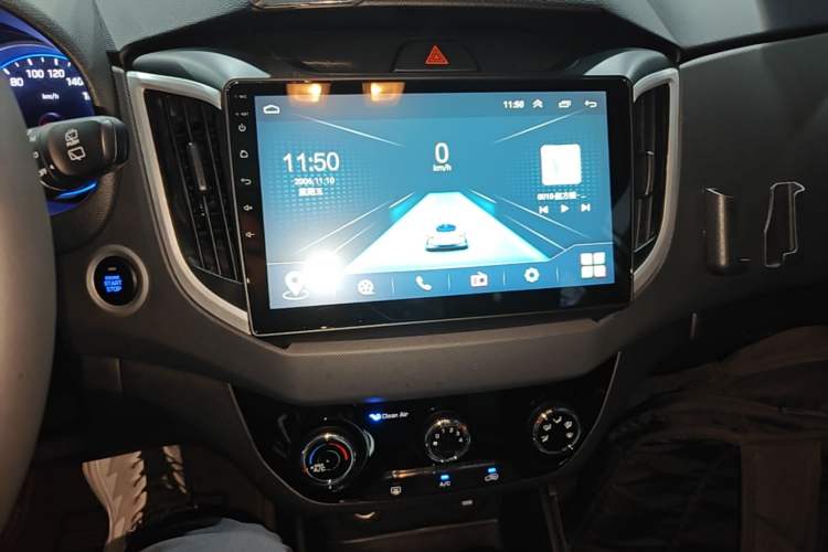 Used Hyundai ix25 2017 1.6L Automatic Smart Version Audio And AC Panel