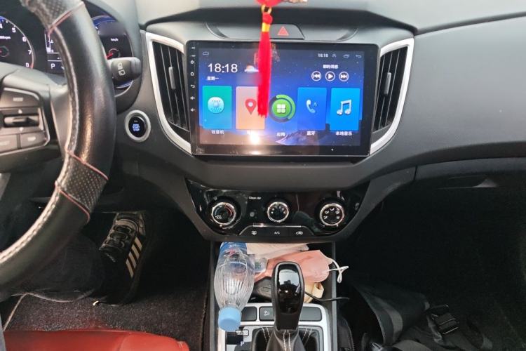Used Hyundai ix25 2017 1.6L Automatic Smart Version Audio And AC Panel