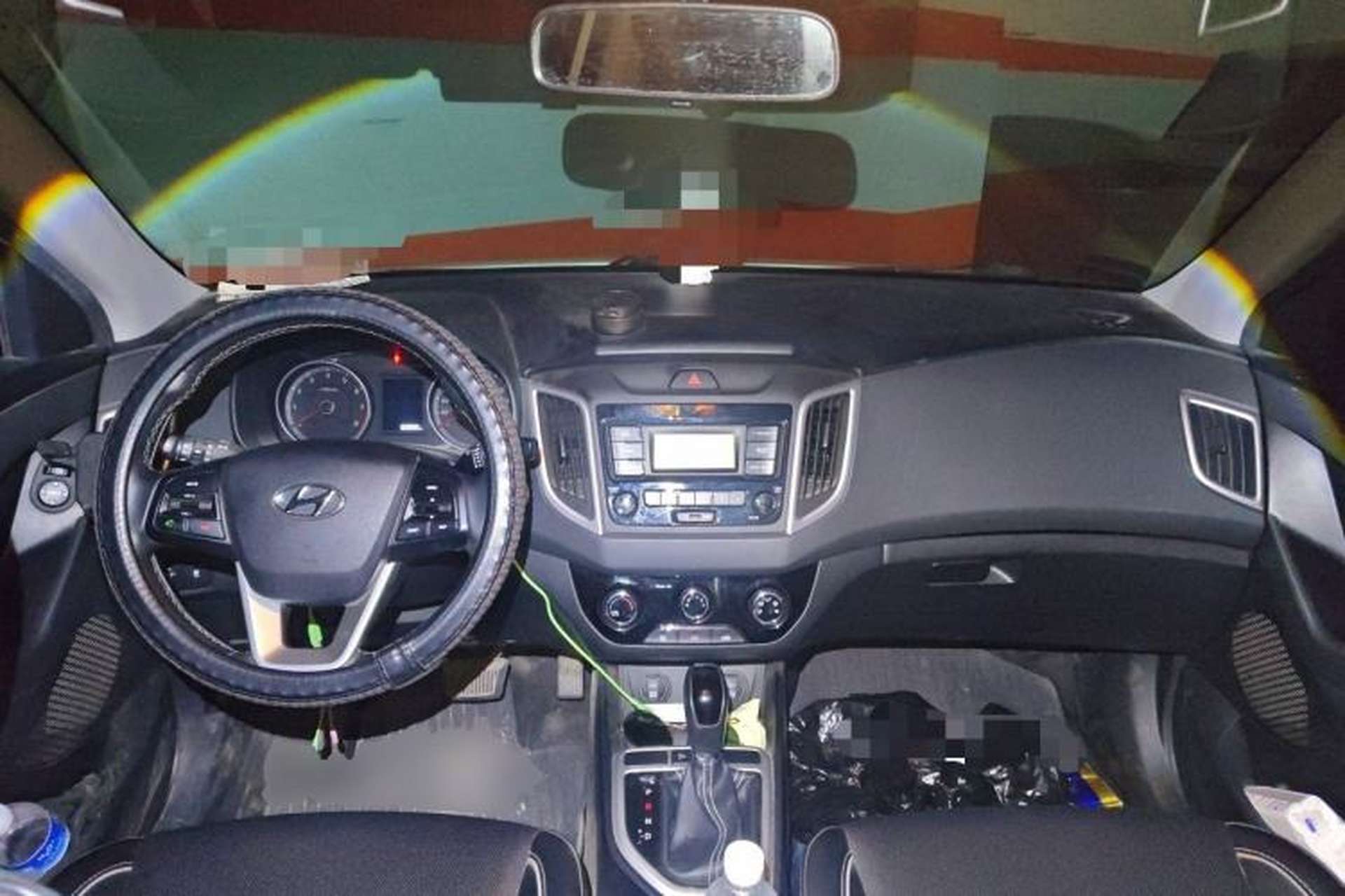 Used Hyundai ix25 2017 1.6L Automatic Smart Version Center Console