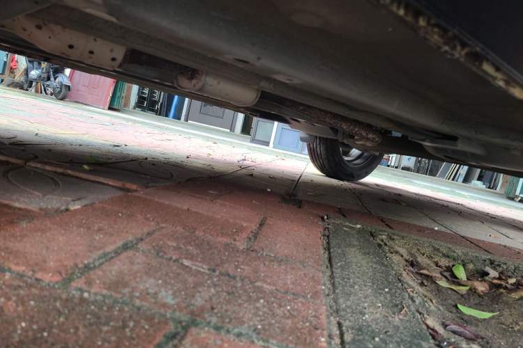 Used Hyundai ix25 2017 1.6L Automatic Smart Version Chassis Front Left