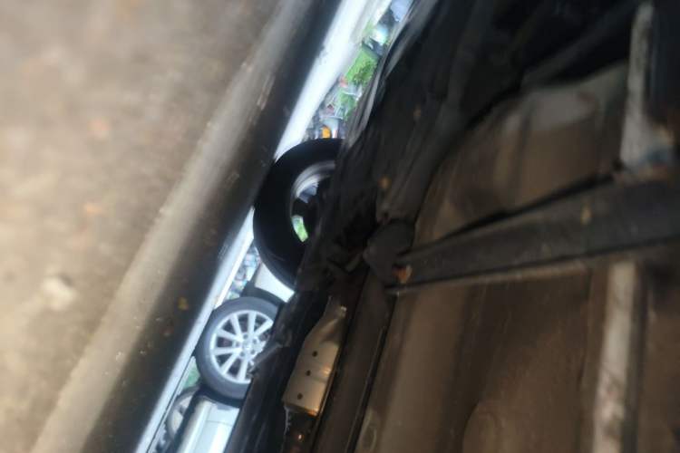 Used Hyundai ix25 2017 1.6L Automatic Smart Version Chassis Front Left