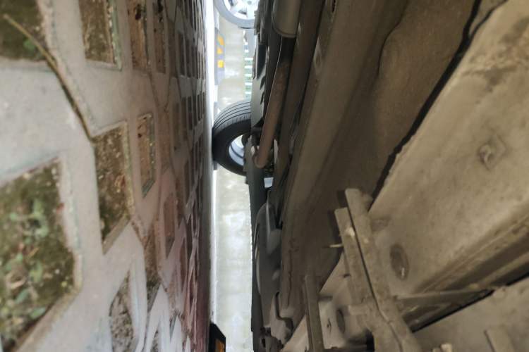 Used Hyundai ix25 2017 1.6L Automatic Smart Version Chassis Front Left